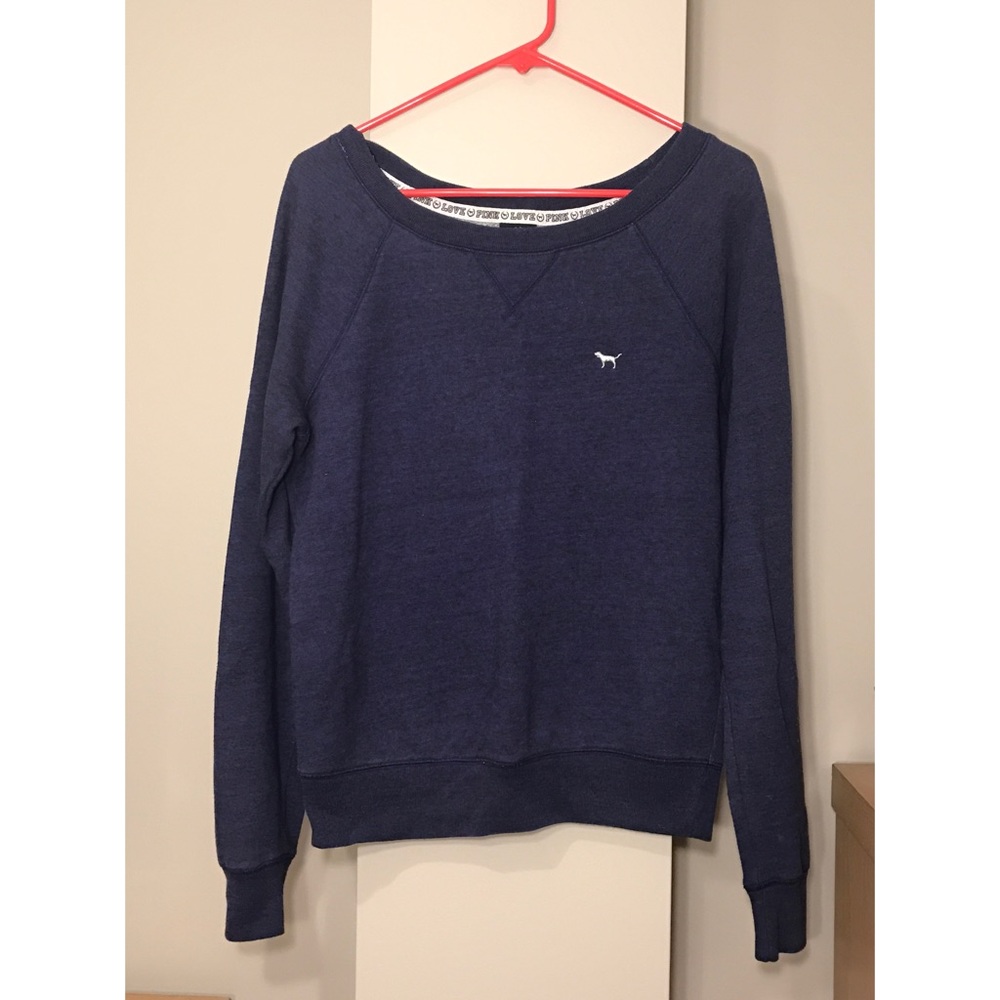 Casual sweatshirt